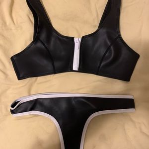 HOAKA SWIMWEAR BIKINI